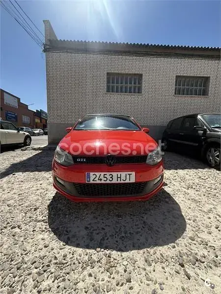 Usado VW Polo GTI 180 CV (132 kW) 2012 Rojo Utilitario