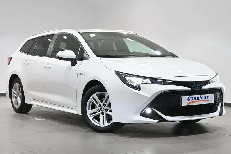 Usado Toyota Corolla Active 122 CV (89 kW) 2022 Blanco Utilitario