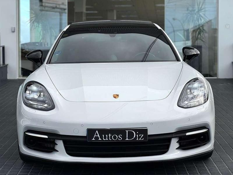Usado Porsche Panamera Sport Turismo 462 CV (339 kW) 2018 Blanco Familiar
