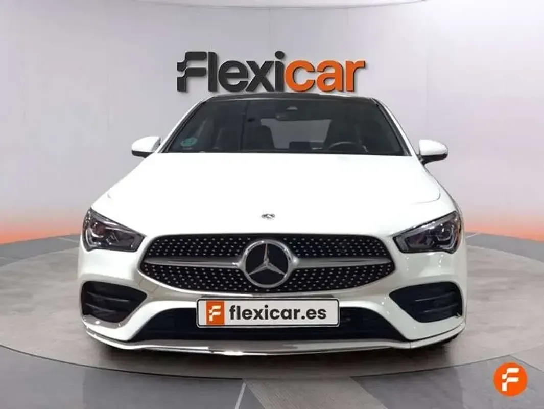 Usado Mercedes CLA200 150 CV (110 kW) 2023 Blanco Coupe