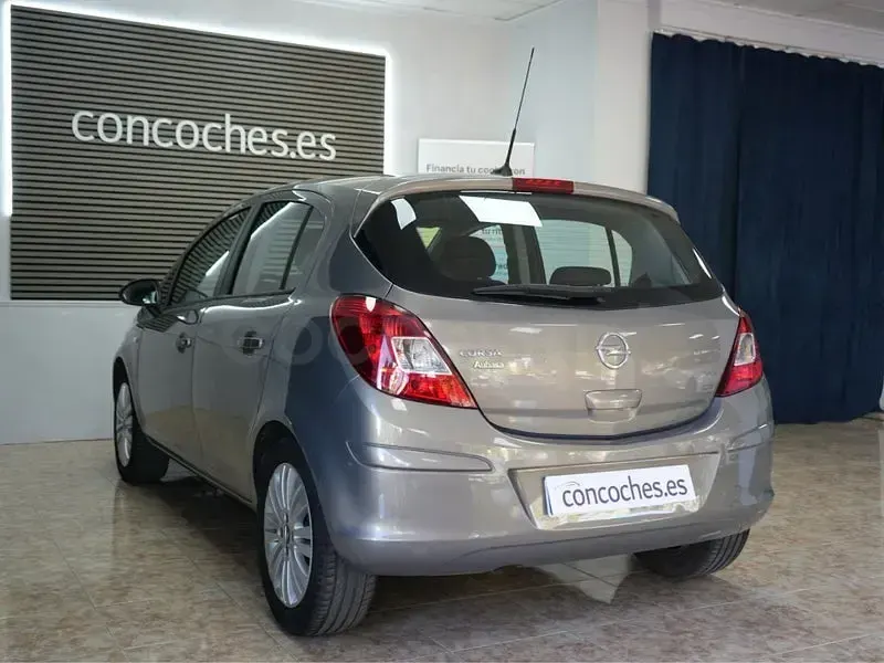 Usado Opel Corsa Selective 85 CV (62 kW) 2013 Blanco Utilitario