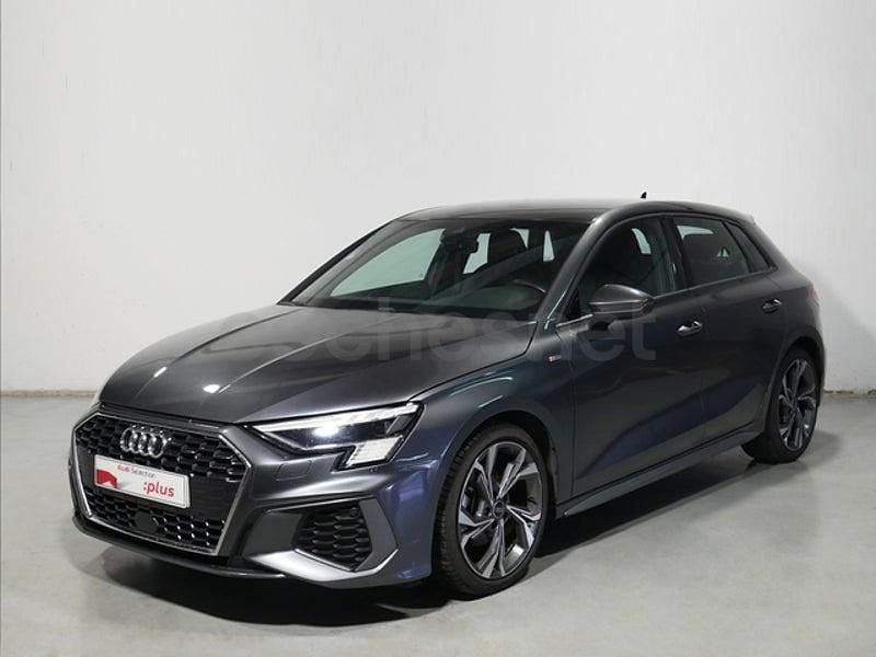 Usado Audi A3 S-Line 150 CV (110 kW) 2022 Gris / plata Berlina
