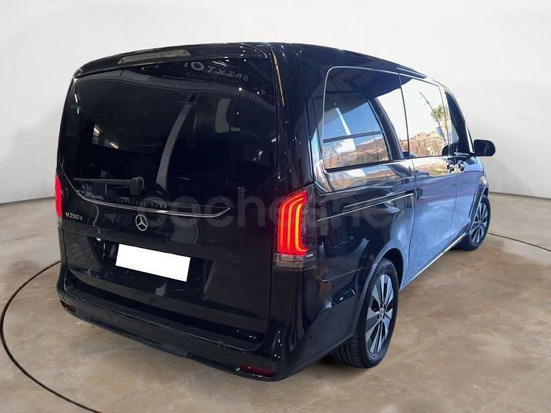 Usado Mercedes V250 Style 190 CV (139 kW) 2024 Negro Monovolumen