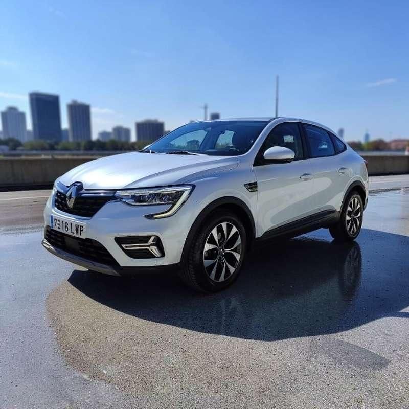 Usado Renault Arkana Engineered 143 CV (105 kW) 2022 Blanco SUV