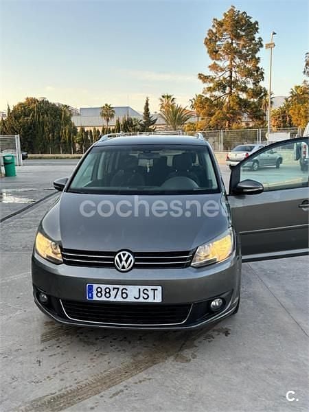 Gris / plata Usado 2013 VW Touran Edition Monovolumen | 7800 € (Precio justo) - Imagen 1/4