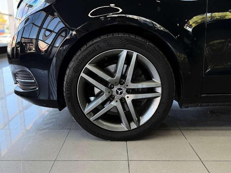 Käytetty Mercedes V250 Avantgarde 190 HP (139 kW) 2019 Musta Tila-auto