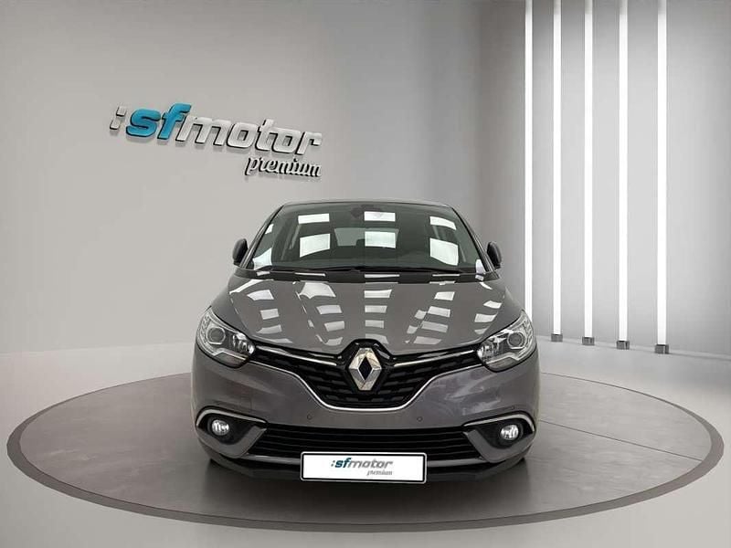 Usado Renault Grand Scénic IV Life 120 CV (88 kW) 2020 Gris / plata Monovolumen