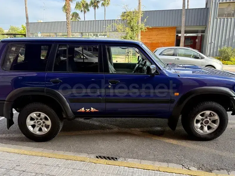 Usado Nissan Patrol S 130 CV (95 kW) 1999 Azul SUV