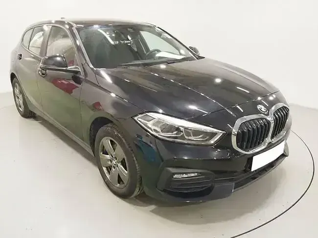 Usado BMW 116 116 CV (85 kW) 2021 Negro Utilitario