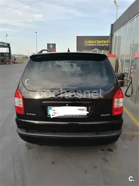 Usado Opel Zafira Elegance 100 CV (73 kW) 2005 Negro Monovolumen