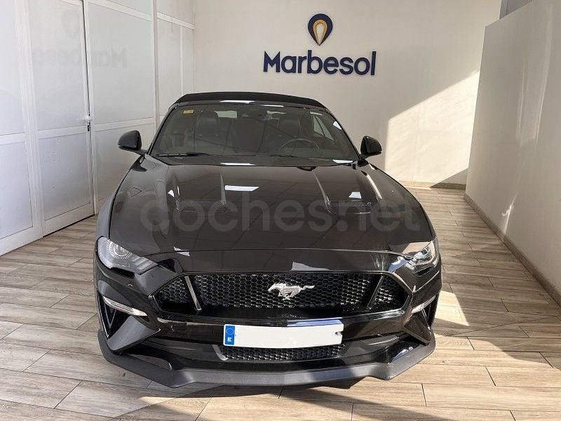 Usado Ford Mustang GT 450 CV (330 kW) 2022 Negro Descapotable