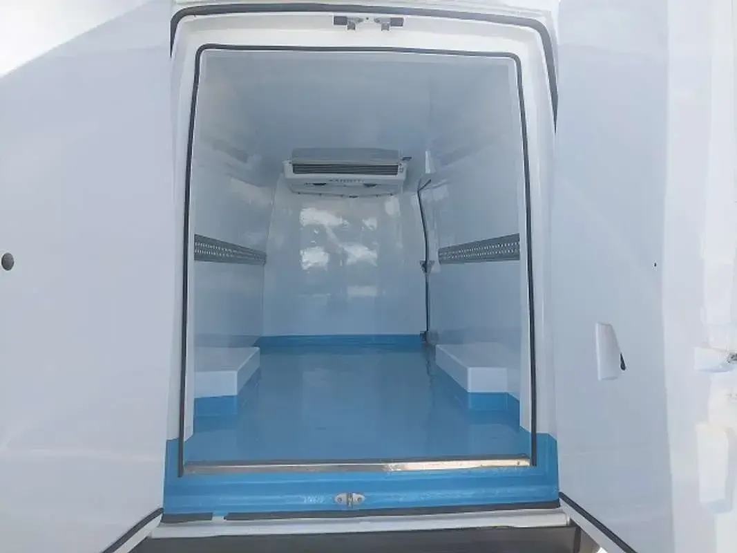Usado Iveco Daily 136 CV (100 kW) 2019 Blanco Van