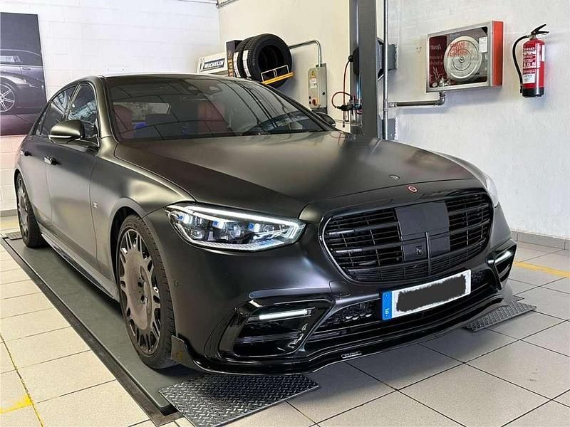 Usado Mercedes S580 503 HP (369 kW) 2024 Preto Sedan