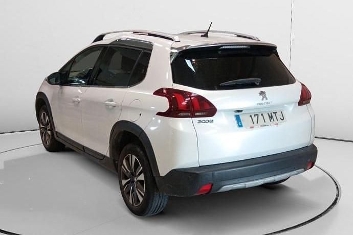 Usado Peugeot 2008 Allure 131 CV (96 kW) 2019 SUV