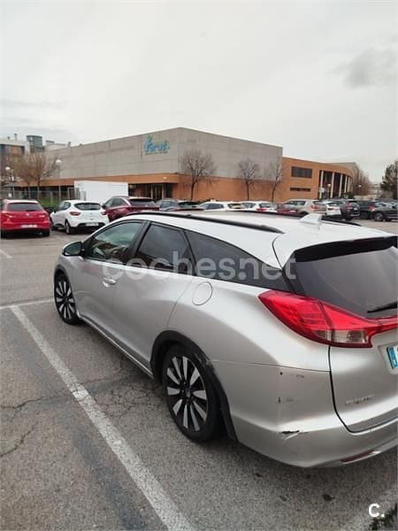 Gris / plata Usado 2014 Honda Civic Executive Familiar | 4100 € (Caro) - Imagen 1/4