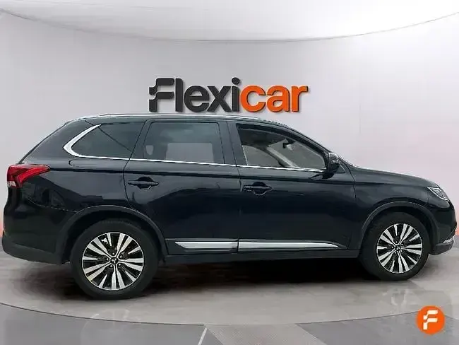 Usado Mitsubishi Outlander Motion 150 CV (110 kW) 2018 Gris SUV