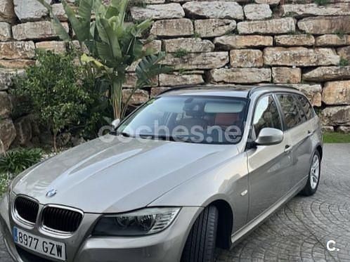 Usado BMW 320 177 CV (130 kW) 2010 Gris / plata Familiar