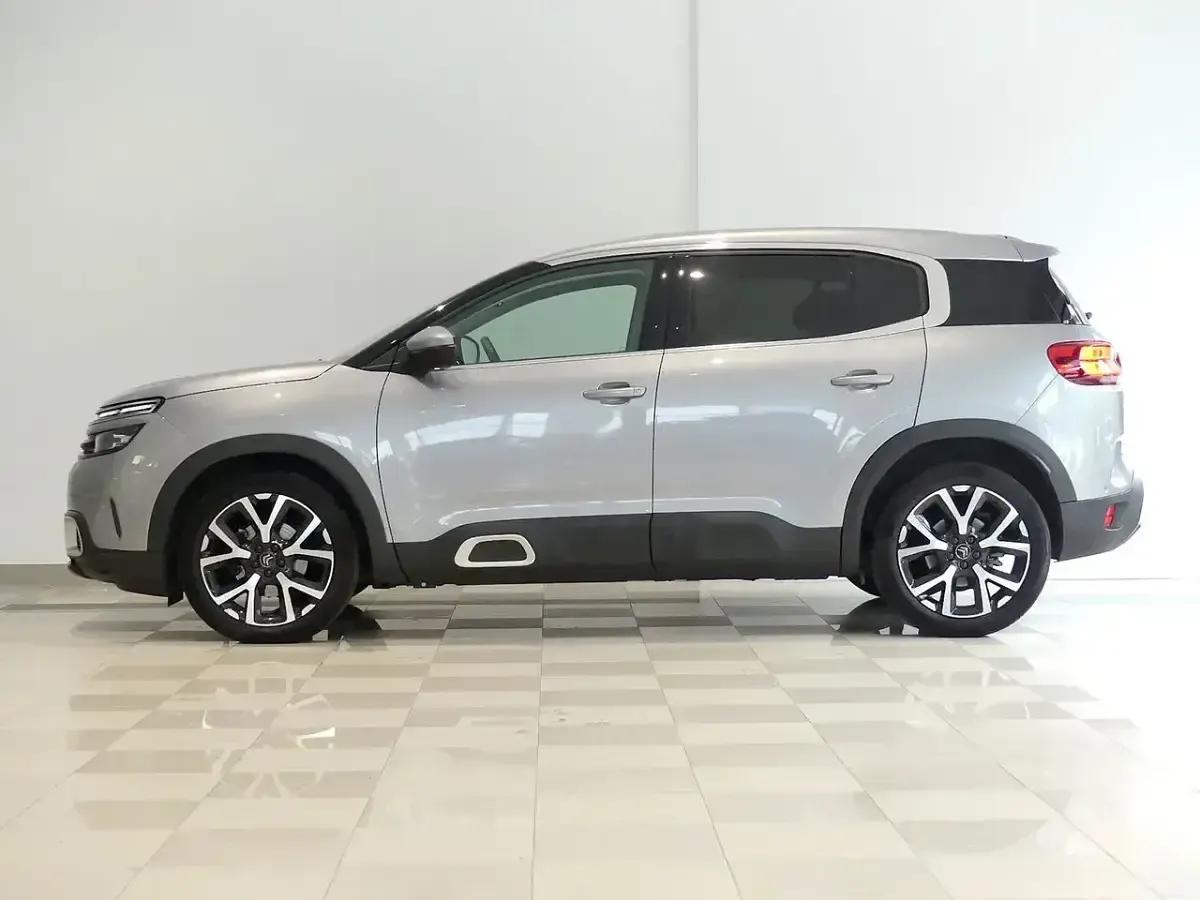 Usado Citroën C5 Aircross Feel 176 CV (129 kW) 2020 Gris SUV