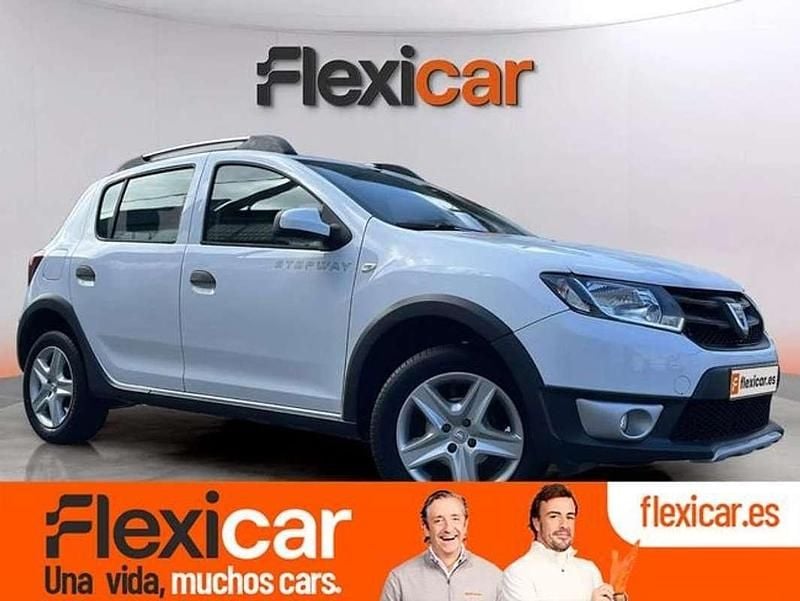 Blanco Usado 2016 Dacia Sandero Stepway Utilitario | 8390 € (Buen precio) - Imagen 1/4