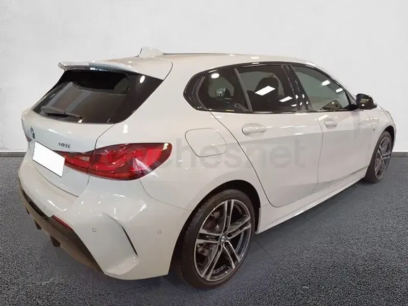 Usado BMW 118 Shadowline 140 CV (102 kW) 2022 Blanco Utilitario