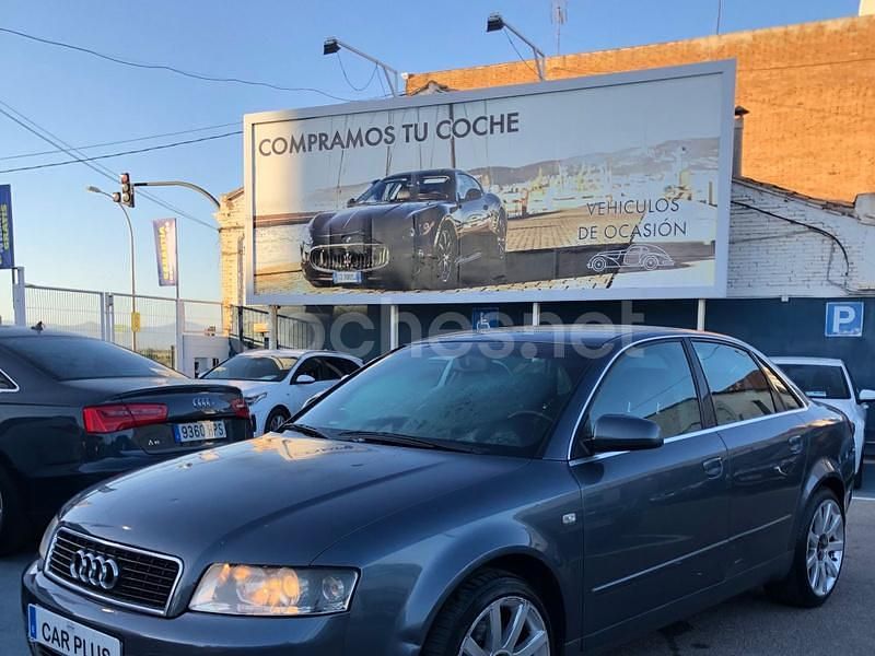 Gris / plata Usado 2002 Audi A4 Berlina | 2990 € (Buen precio) - Imagen 1/4