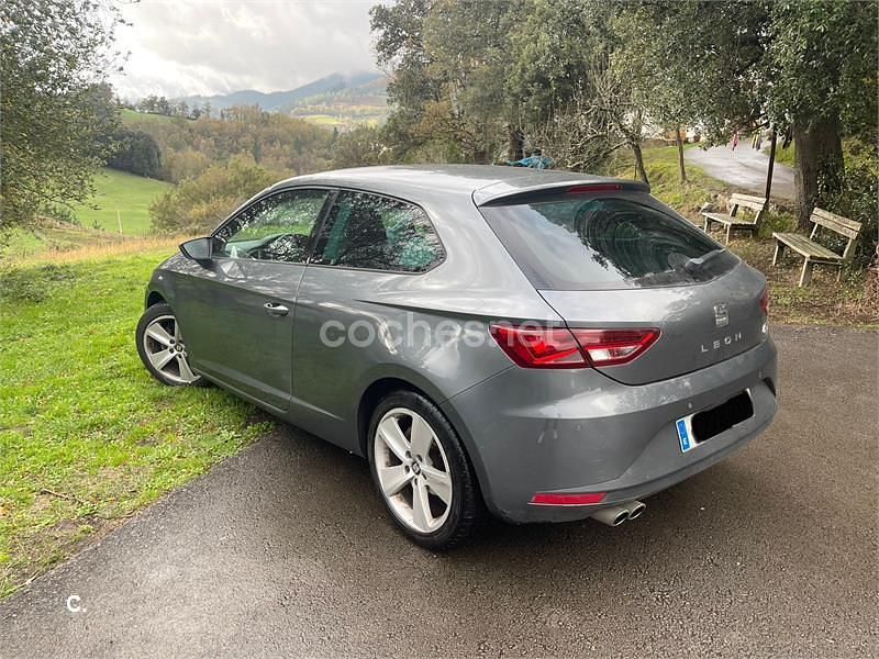 Gris / plata Usado 2014 Seat Leon SC FR Utilitario | 13.750 € (Precio justo) - Imagen 1/4