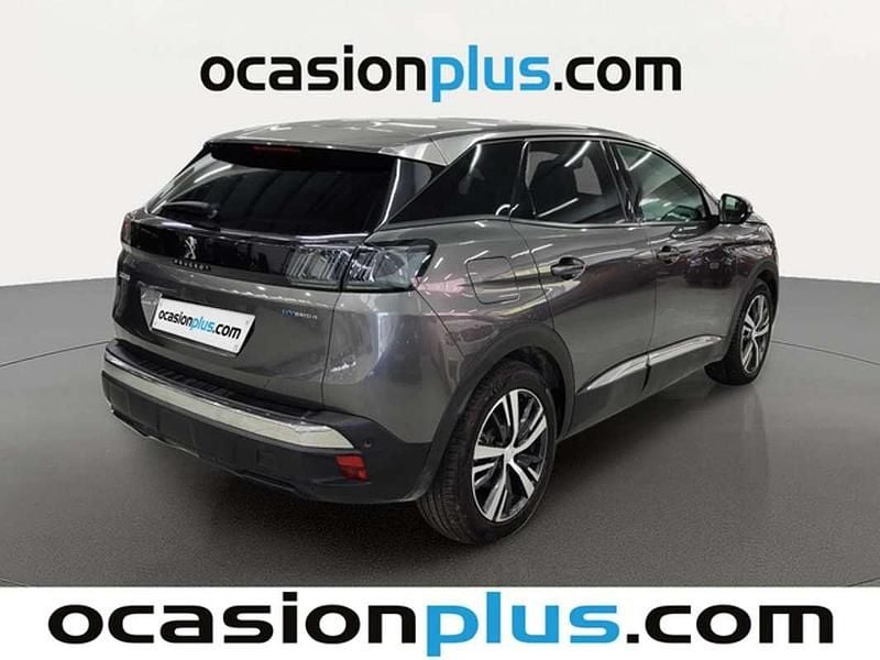 Usado Peugeot 3008 Allure 156 CV (114 kW) 2023 Plateado Monovolumen