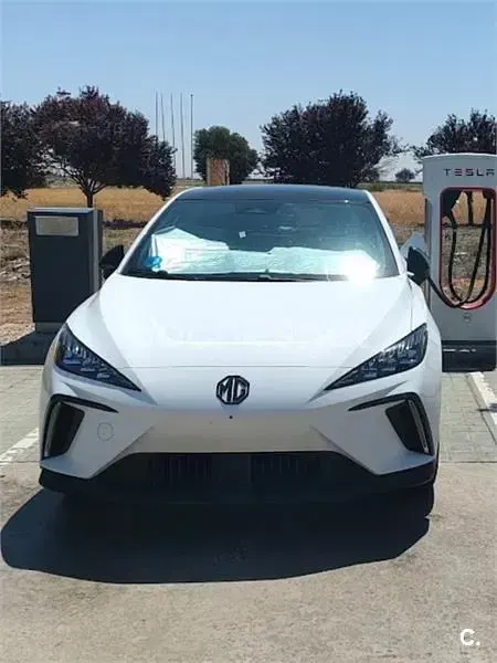 Usado MG MG4 EV Luxury 150 kW (204 CV) 2023 Eléctrico Utilitario