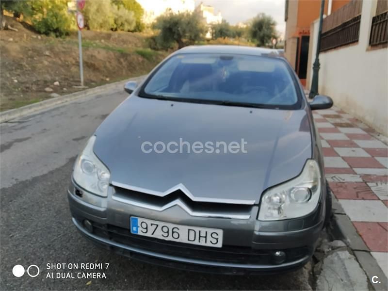 Gris / plata Usado 2005 Citroën C5 Berlina | 2900 € (Un poco caro) - Imagen 1/4