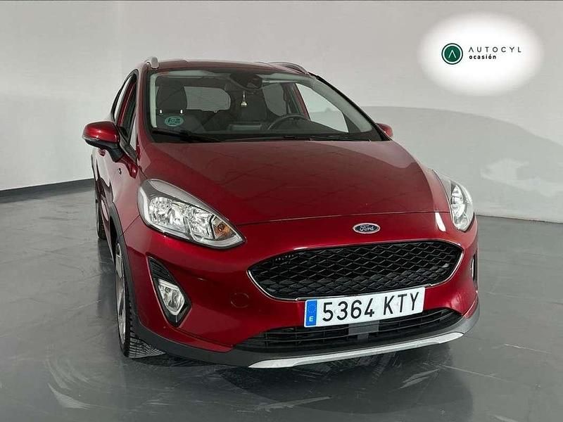 Rojo Usado 2019 Ford Fiesta Active Utilitario | 11.900 € (Un poco caro) - Imagen 1/4