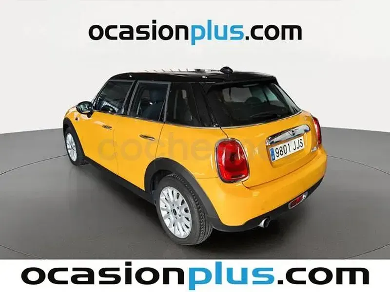 Usado Mini Cooper D 116 CV (85 kW) 2015 Naranja Utilitario