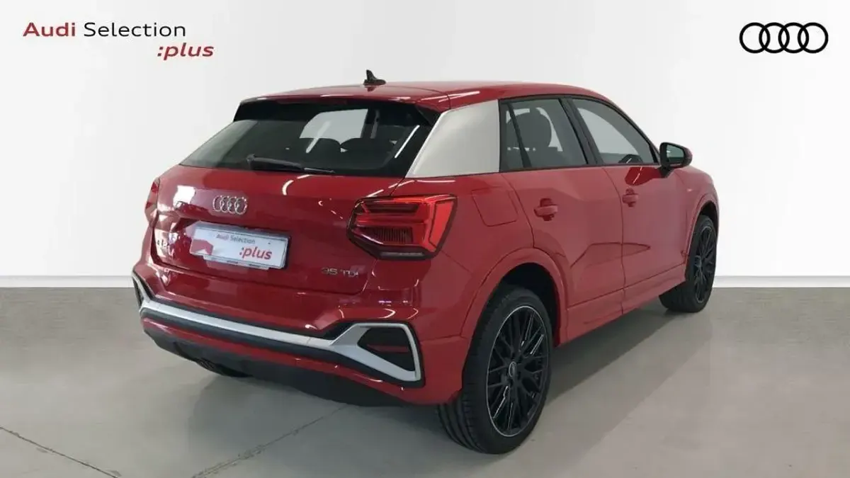 Usado Audi Q2 S-Line 150 CV (110 kW) 2022 Rojo SUV