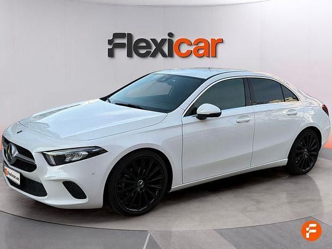 Usado Mercedes A180 116 CV (85 kW) 2020 Blanco Berlina