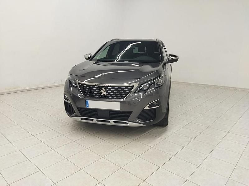 Usado Peugeot 5008 GTi 180 CV (132 kW) 2019 Ekl  pintura smart grey Monovolumen
