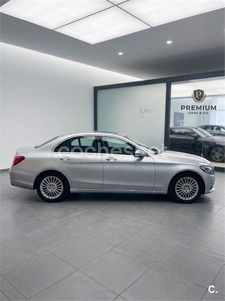 Usado Mercedes C200 136 CV (100 kW) 2015 Gris / plata Berlina