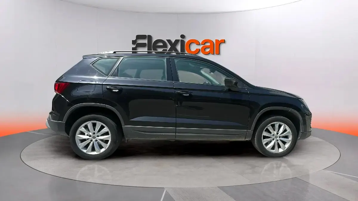 Usado Seat Ateca Style 150 CV (110 kW) 2023 Negro SUV