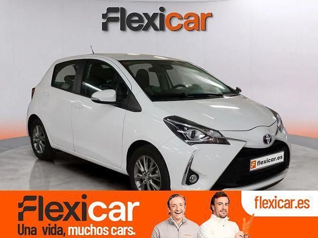 Blanco Usado 2019 Toyota Yaris Active Berlina | 15.490 € (Caro) - Imagen 1/4