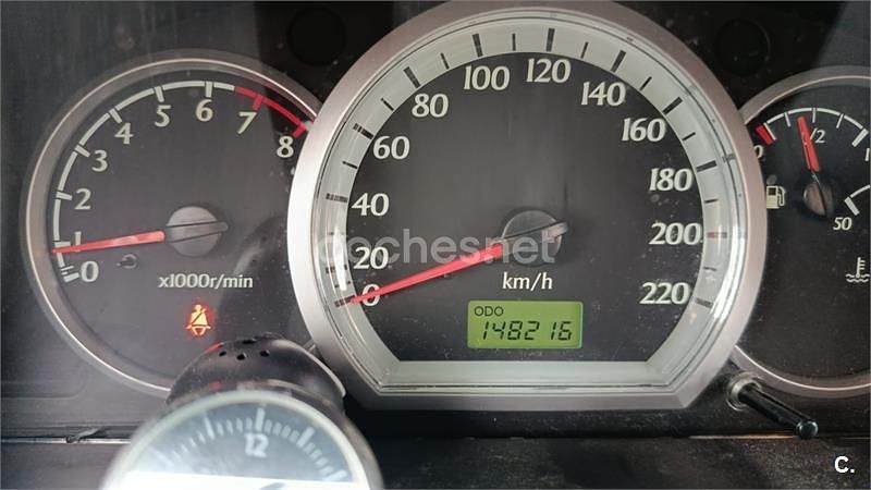 Usado Chevrolet Nubira SX 109 CV (80 kW) 2005 Gris / plata Berlina