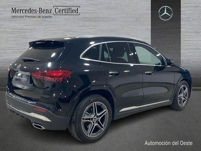 Usado Mercedes GLA250 AMG line 218 CV (160 kW) 2025 Negro noche SUV