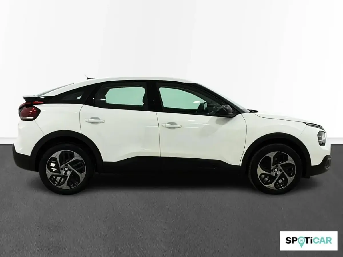 Usado Citroën C4 Feel 131 CV (96 kW) 2023 Blanco SUV
