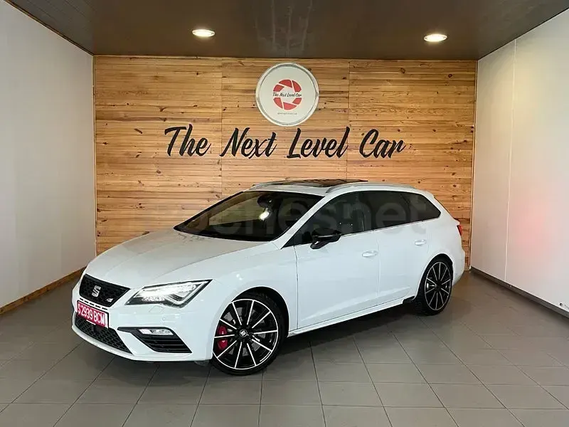 Usado Seat Leon CUPRA 300 CV (220 kW) 2018 Blanco Familiar
