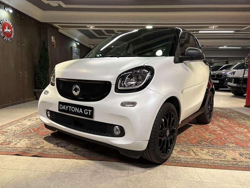 Blanco Usado 2019 Smart ForTwo Electric Drive Coupe | 10.690 € (Precio justo) - Imagen 1/4
