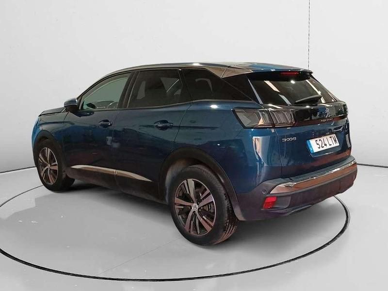 Usado Peugeot 3008 Allure 132 CV (97 kW) 2021 Azul SUV