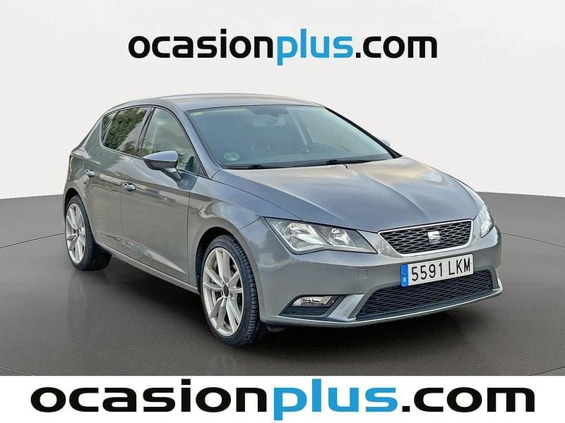 Usado Seat Leon Style 150 CV (110 kW) 2016 Gris Utilitario