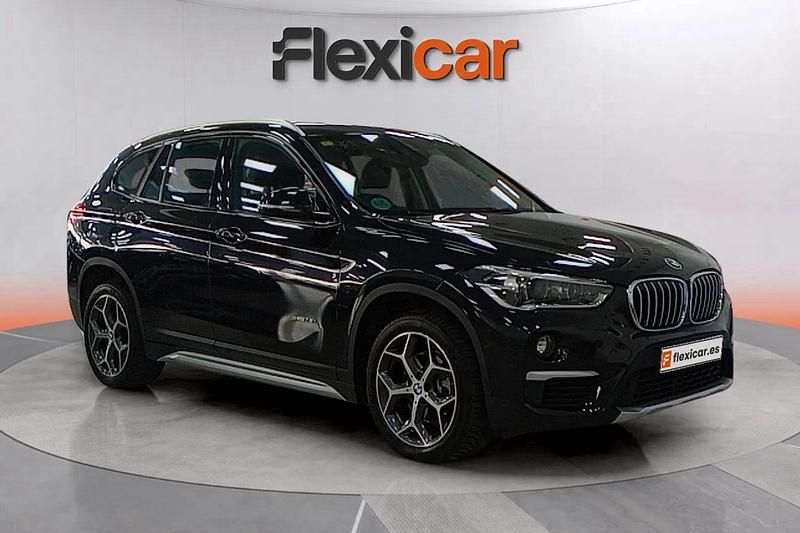 Usado BMW X1 140 CV (102 kW) 2018 Gris SUV