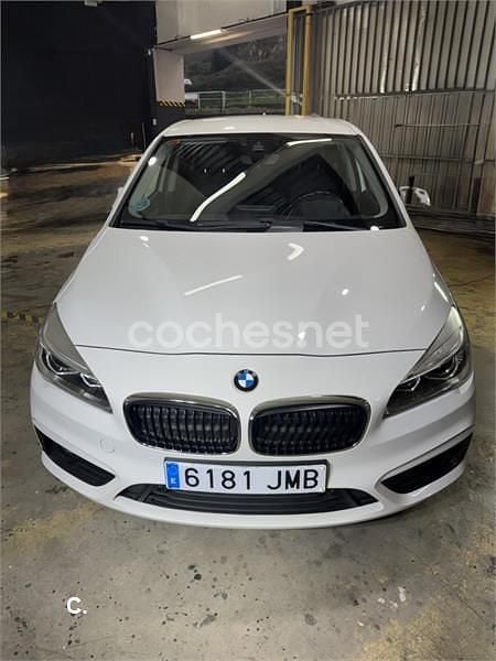 Usado BMW 216 Active Tourer 116 CV (85 kW) 2016 Blanco Monovolumen