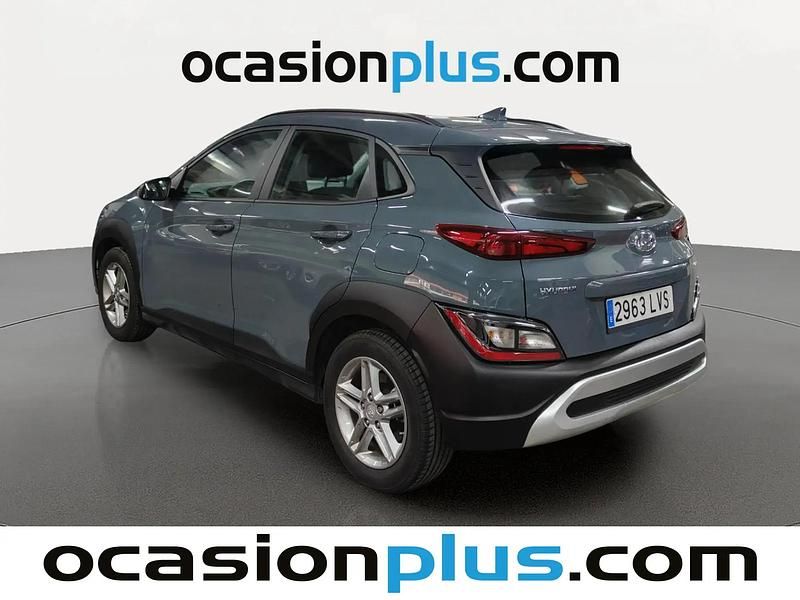 Usado Hyundai Kona 120 HP (88 kW) 2021 Verde SUV