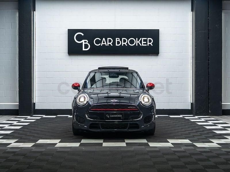 Usado Mini John Cooper Works 231 CV (169 kW) 2018 Gris / plata Utilitario