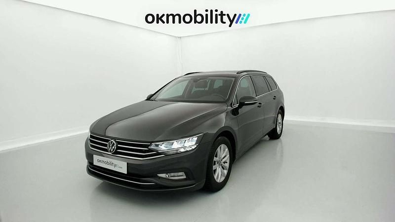 Negro Usado 2021 VW Passat Familiar | 18.891 € (Buen precio) - Imagen 1/4