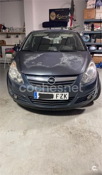 Gris / plata Usado 2008 Opel Corsa Sport Berlina | 2900 € (Precio justo) - Imagen 1/4